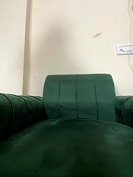 Snapshot of kissujaan chatting on 10/30/25, 10:27 kissujaan online show from 10/30/25, 10:27