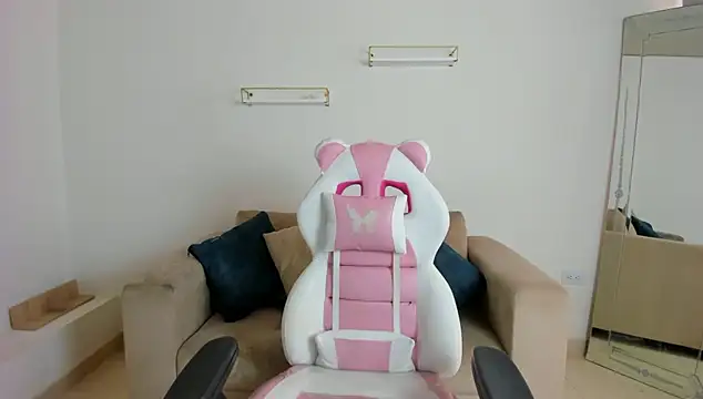 april smiith online show from 01/08/26, 02:08