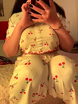 OnlyRima online show from 11/24/25, 01:33