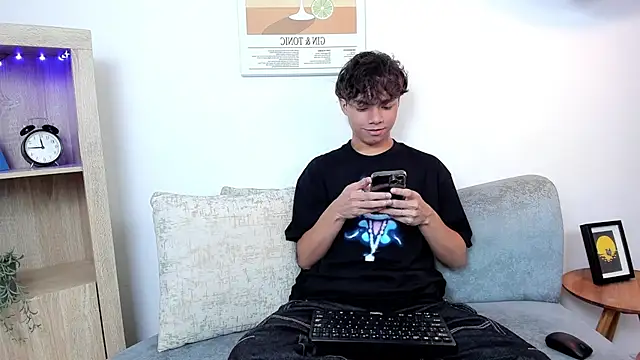 Honeymoon sariel online show from 11/23/25, 07:46