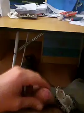 Snapshot of skatrip chatting on 10/03/25, 07:44 skatrip online show from 10/03/25, 07:44