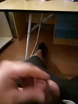 Snapshot of skatrip chatting on 10/07/25, 01:14 skatrip online show from 10/07/25, 01:14