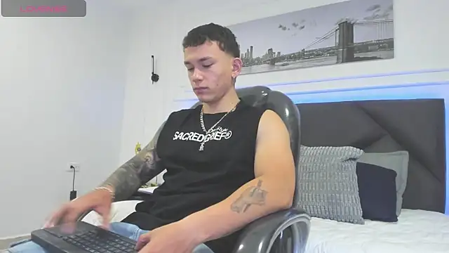 Thomas moon online show from 02/20/26, 01:11