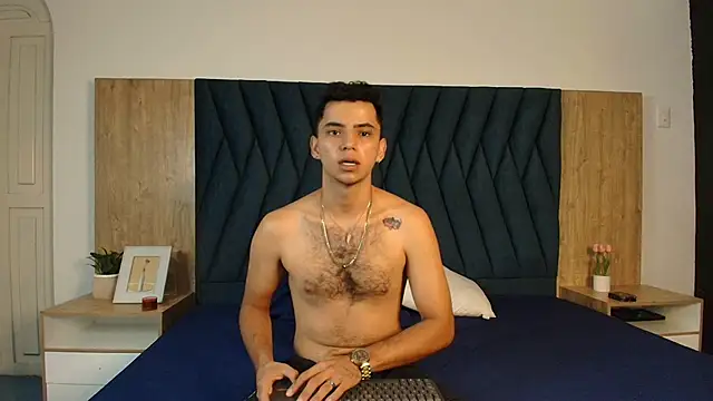 Snapshot of HellAndDante_ chatting on 12/18/25, 07:42 HellAndDante online show from 12/18/25, 07:42