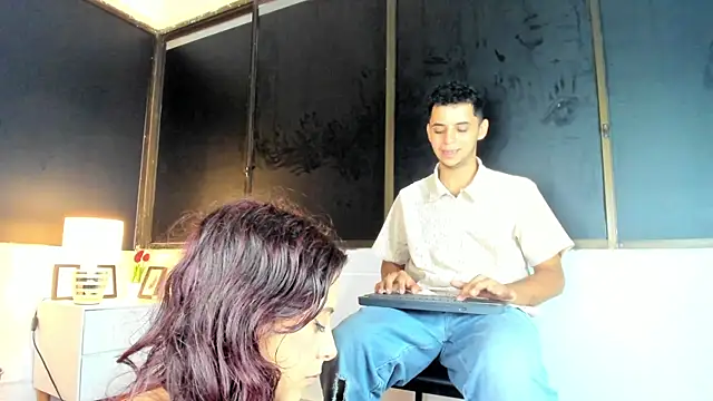 Snapshot of HellAndDante_ chatting on 01/10/26, 01:07 HellAndDante online show from 01/10/26, 01:07