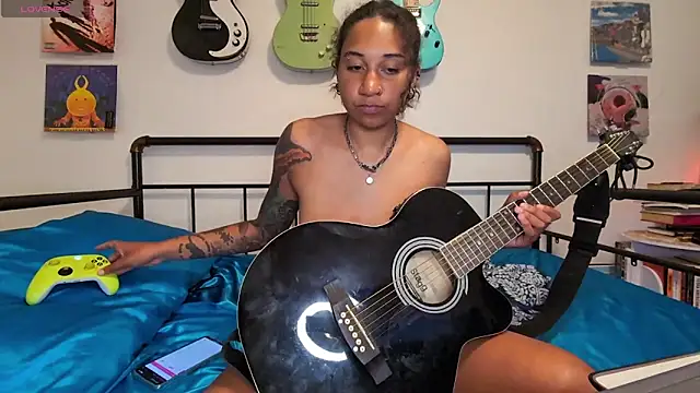 onlystrings online show from 04/01/26, 04:02