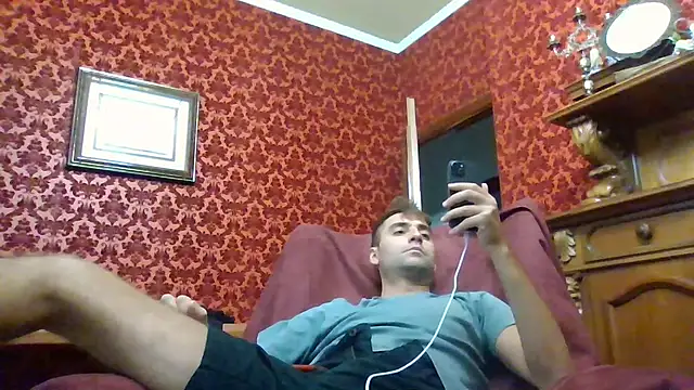 Snapshot of Torissimo92 chatting on 09/13/25, 05:02 Torissimo92 online show from 09/13/25, 05:02