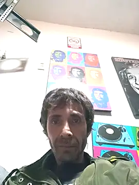 githot online show from 11/17/25, 09:37