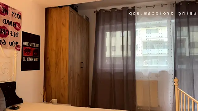 ScarlettSmithX online show from 04/21/26, 06:31