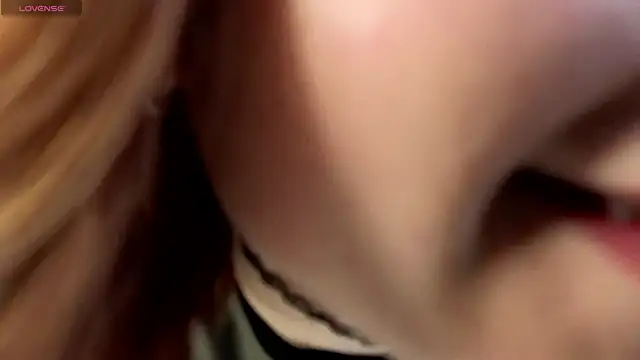 Snapshot of TheaCrockett chatting on 12/05/25, 05:49 TheaCrockett online show from 12/05/25, 05:49