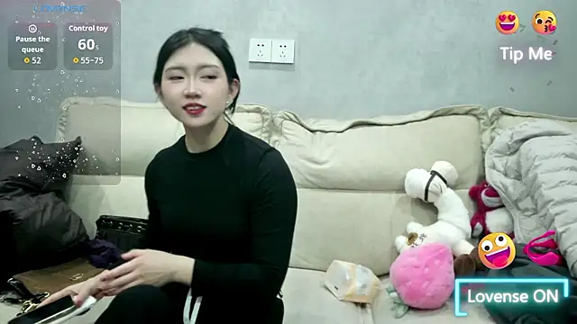 xiaoLI-2025 online show from 01/12/26, 01:16