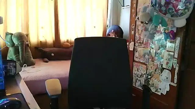 Terraelowen online show from 04/18/26, 07:07