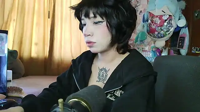 Terraelowen online show from 04/22/26, 04:52