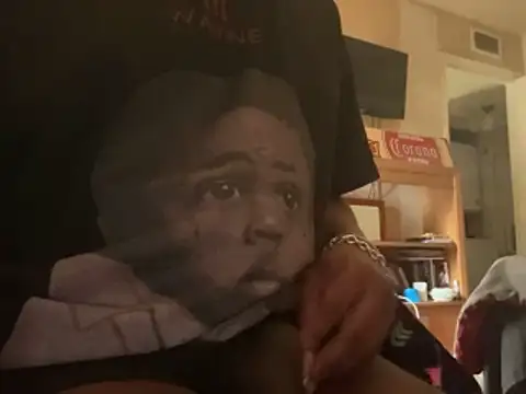 Prettyvsmonster online show from 12/16/25, 04:56