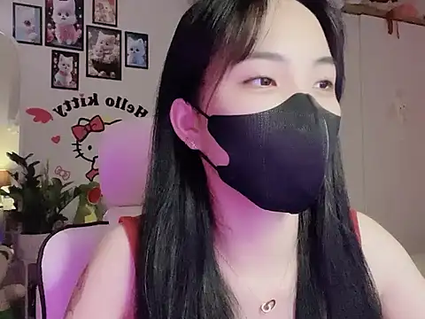 keelinnn19 online show from 10/12/25, 07:02