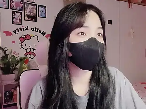 keelinnn19 online show from 10/14/25, 07:47