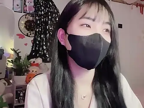 keelinnn19 online show from 10/29/25, 10:00