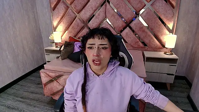 Babyyrasta666 online show from 11/12/25, 03:18