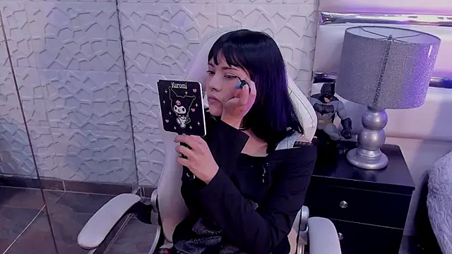 TatiLee online show from 03/30/26, 11:44