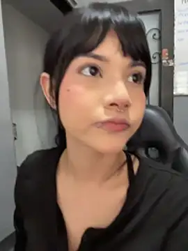 TatiLee online show from 04/05/26, 02:36