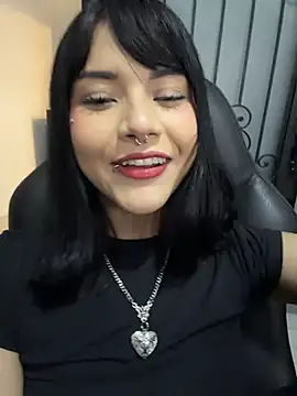 TatiLee online show from 04/21/26, 03:28