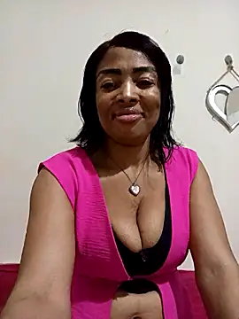 SEXYMOANSXX online show from 04/23/26, 05:52