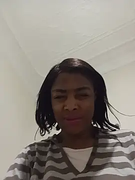 SEXYMOANSXX online show from 05/22/26, 05:03