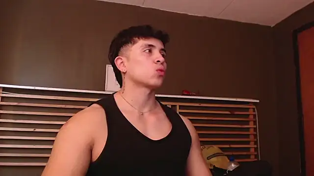 PaulEvens online show from 10/27/25, 01:04