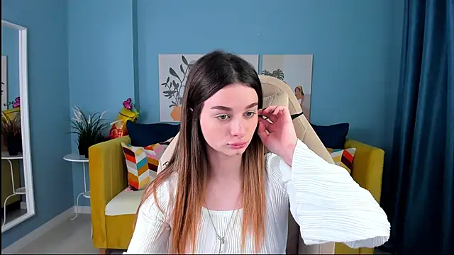 SweetyLicky online show from 09/18/25, 03:47