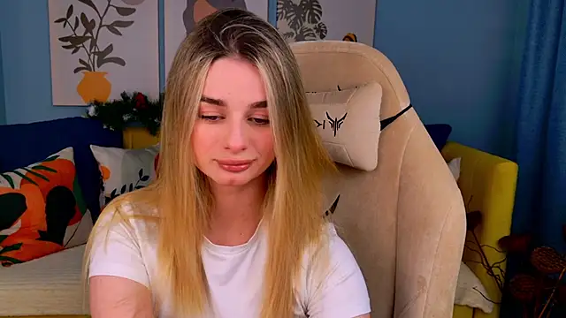 SweetyLicky online show from 12/19/25, 03:41