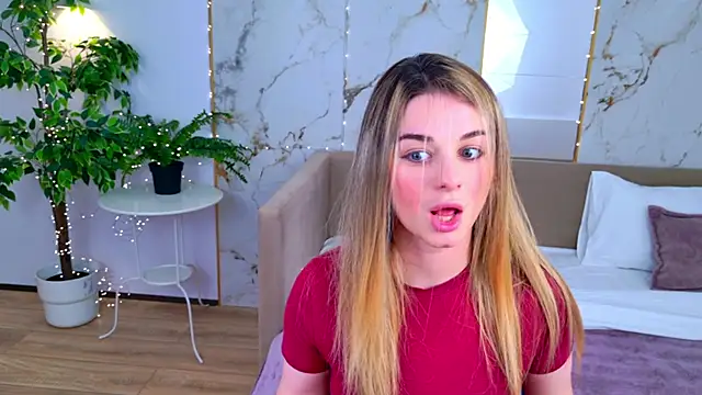 SweetyLicky online show from 04/19/26, 03:22