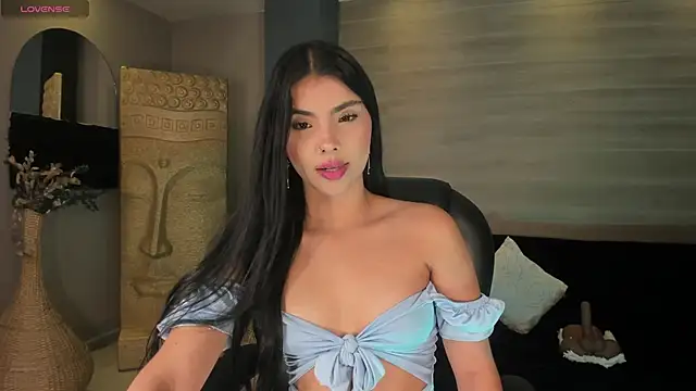 MiaLaurence online show from 04/08/26, 07:14