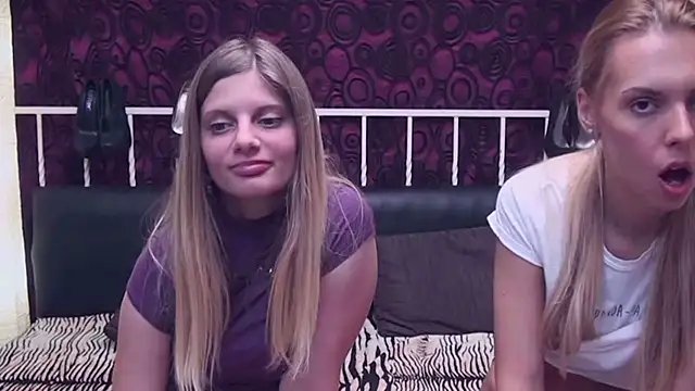 BlondeWitches online show from 10/31/25, 04:46