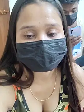 Snapshot of DPK25 chatting on 11/03/25, 03:46 DPK25 online show from 11/03/25, 03:46