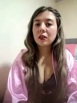 Sophie del Castillo online show from 12/19/25, 01:34