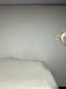 kymberly-reyes11 online show from 12/04/25, 02:43