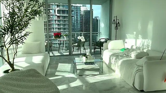 Ohbabykelly online show from 04/12/26, 10:15