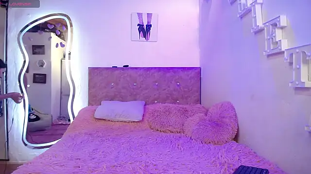 solpeich online show from 12/02/25, 04:24