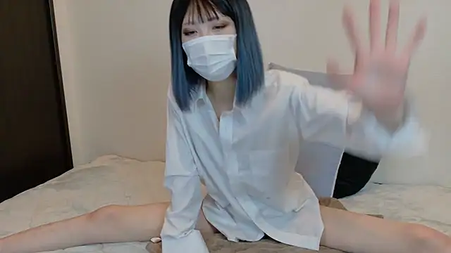 sarina at online show from 03/06/26, 09:28