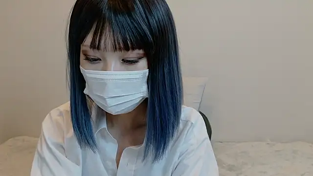 sarina at online show from 04/04/26, 07:28