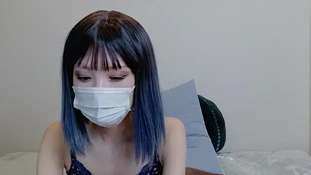 sarina at online show from 05/16/26, 07:27