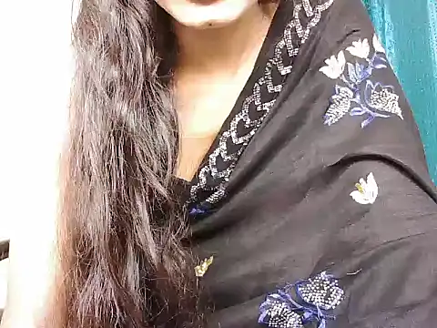 ROSE GOLDE online show from 09/14/25, 05:01