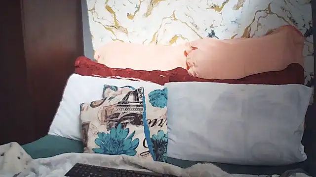 CouplesX96xx online show from 04/18/26, 07:23