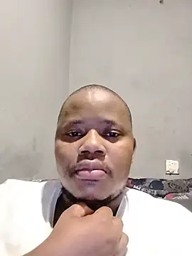 Snapshot of Dzaddie chatting on 06/12/26, 07:13 Dzaddie online show from 06/12/26, 07:13