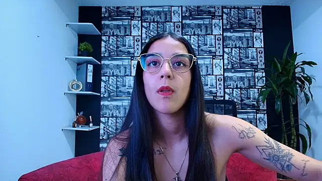 DanielaMonroe online show from 04/07/26, 08:42