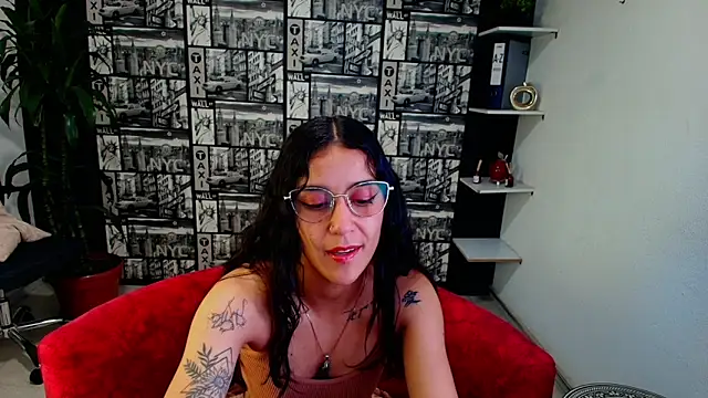 DanielaMonroe online show from 04/20/26, 09:16