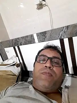 Hot-boy077 online show from 02/23/26, 06:27