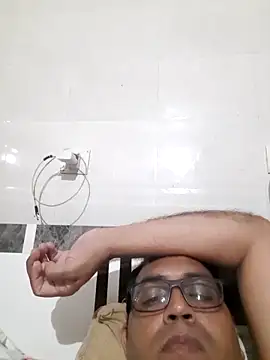 Hot-boy077 online show from 03/19/26, 02:32