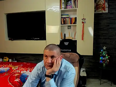 SpartacusDaddy48 online show from 01/06/26, 06:00