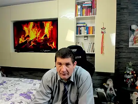 SpartacusDaddy48 online show from 02/15/26, 04:03